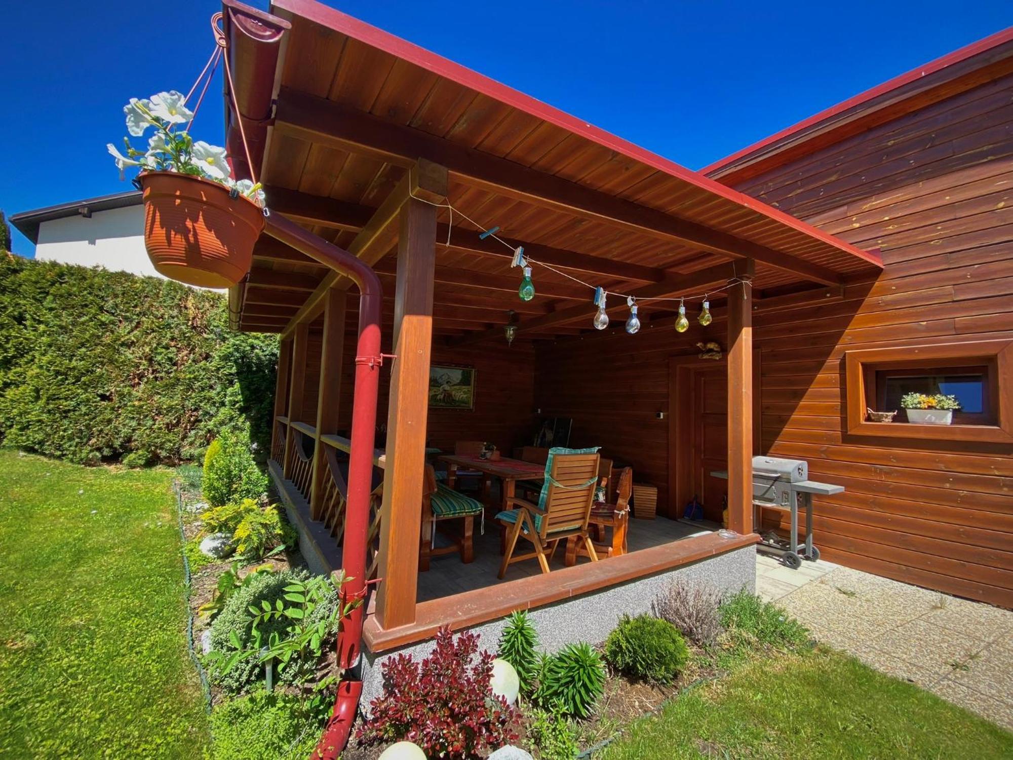 Villa Felicity Нова Лесна Екстер'єр фото